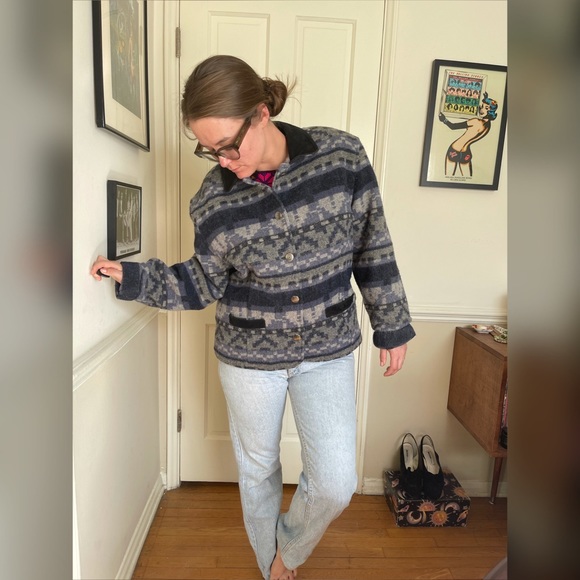 80 Vintage Woolrich Blue Wool Tapestry Blanket Coat - Picture 4 of 12